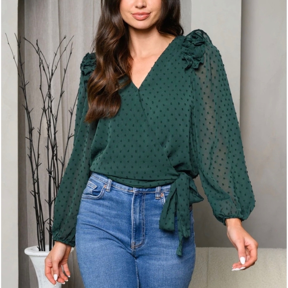 PEACH LOVE CALIFORNIA Boho Chic Long Sleeves Top - Picture 3 of 6